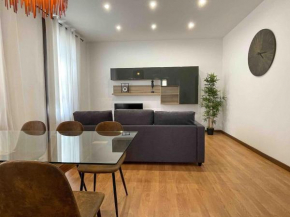 Hostourist Fira Plaza España 3 rooms